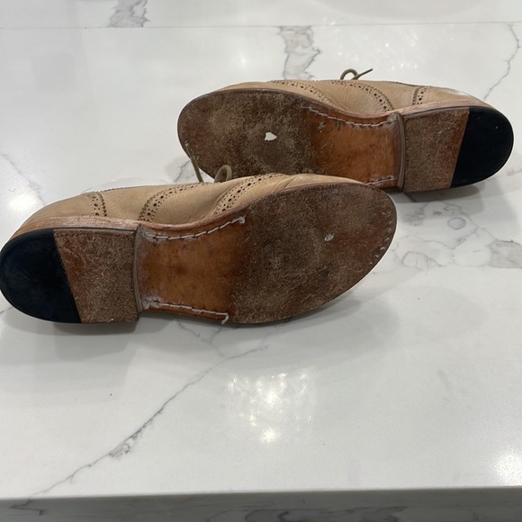 Steve Madden Vintaged /Aged Oxford Tan.‎ Size 9.5 - Picture 9 of 13